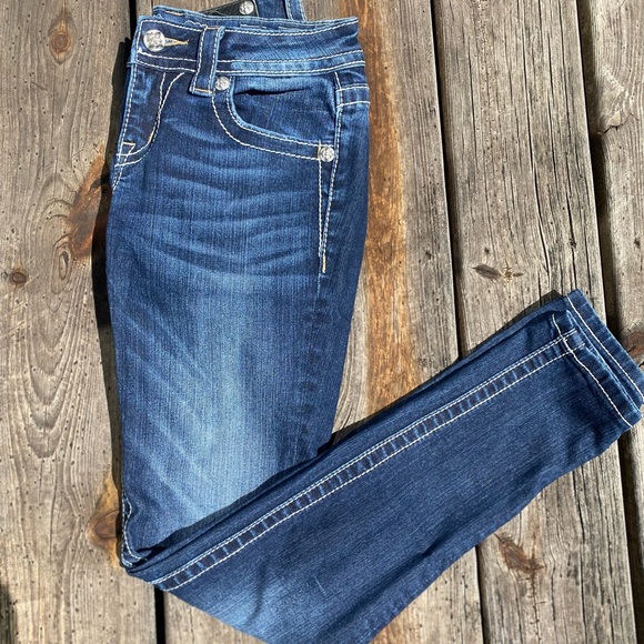 Miss Me Skinny Jeans - Picture 2 of 3